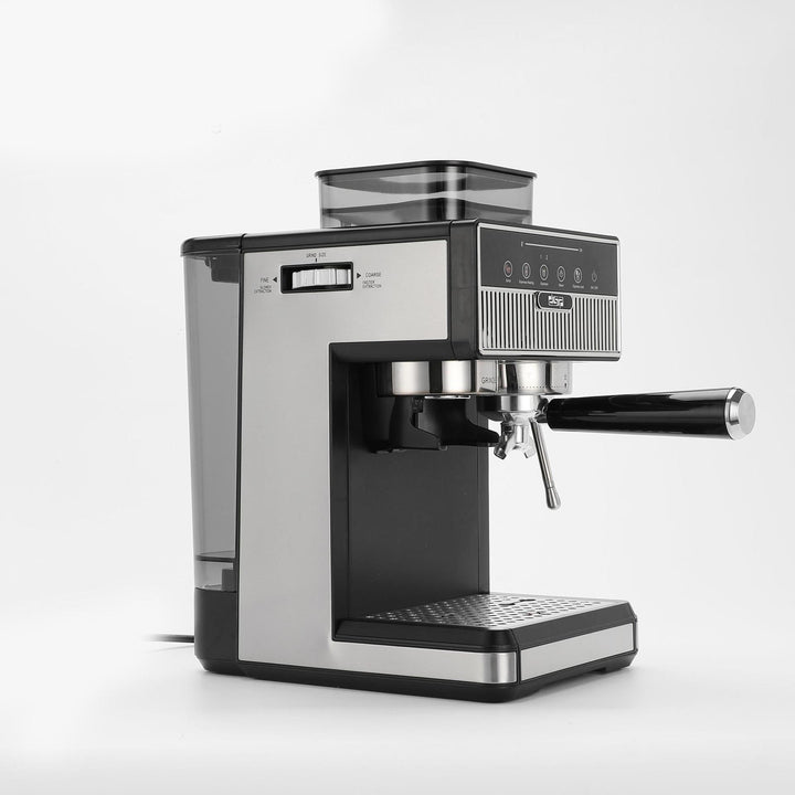 Espressomaskin med integrert kvernsystem og presise temperaturoppsetninger Skanto