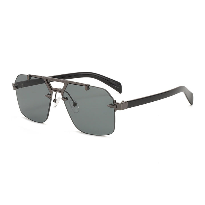 Dame Designer-solbrille med iøynefallende geometrisk form Skanto