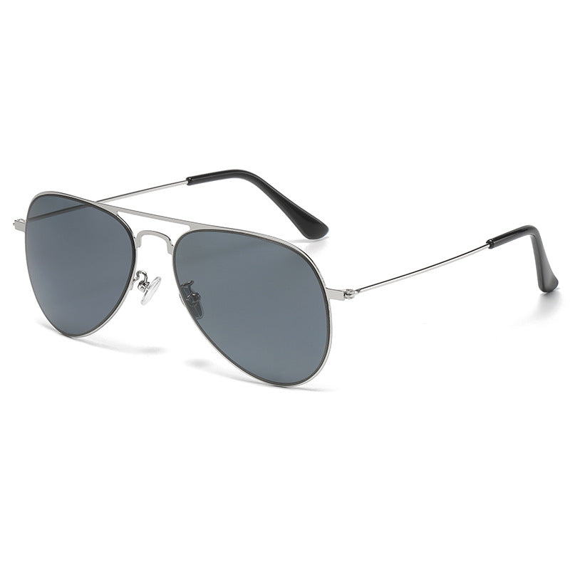 Men's High-Quality Pilot Solbriller med Polariserte Linser Skanto