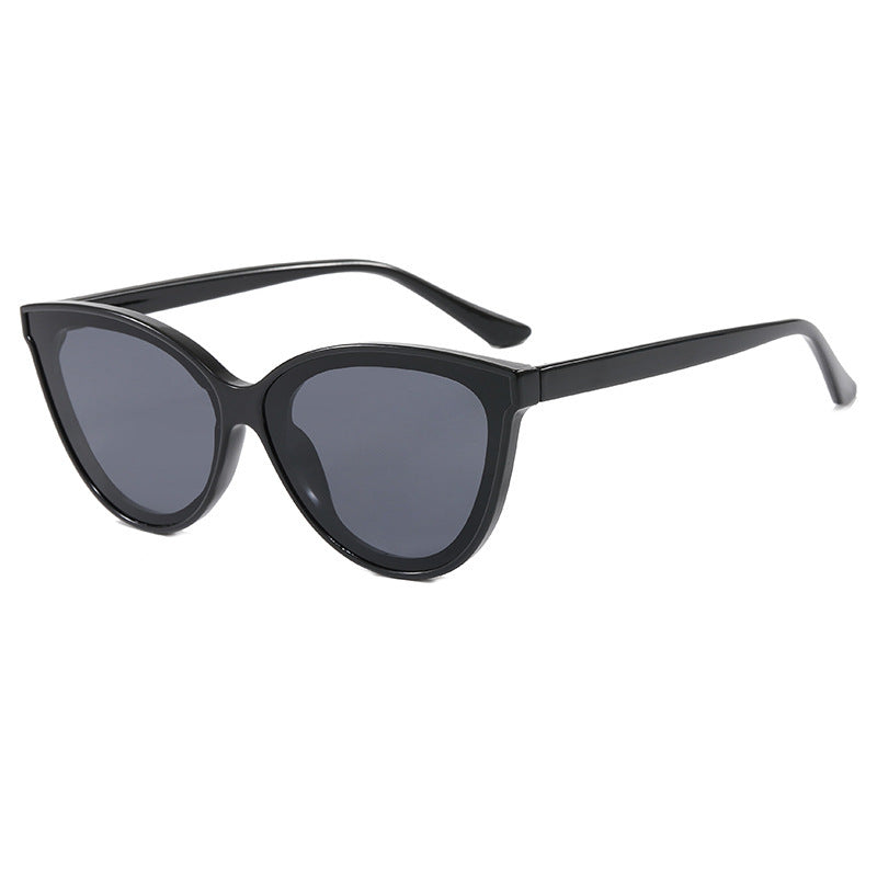 Dame moter Cat-Eye solbriller med gradientlinser Skanto