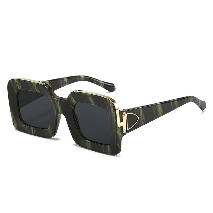 Dame kvadratisk solbrille med luksuriøs design og gyldne accenter Skanto