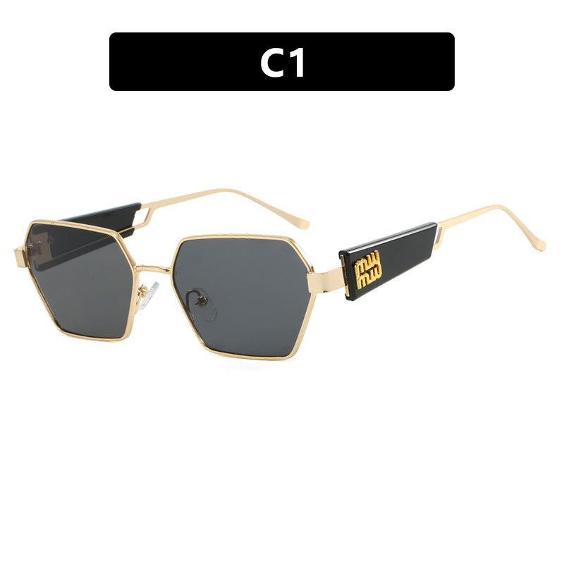 Dame heksagonal solbrille med elegant metallramme og beskyttende glass Skanto
