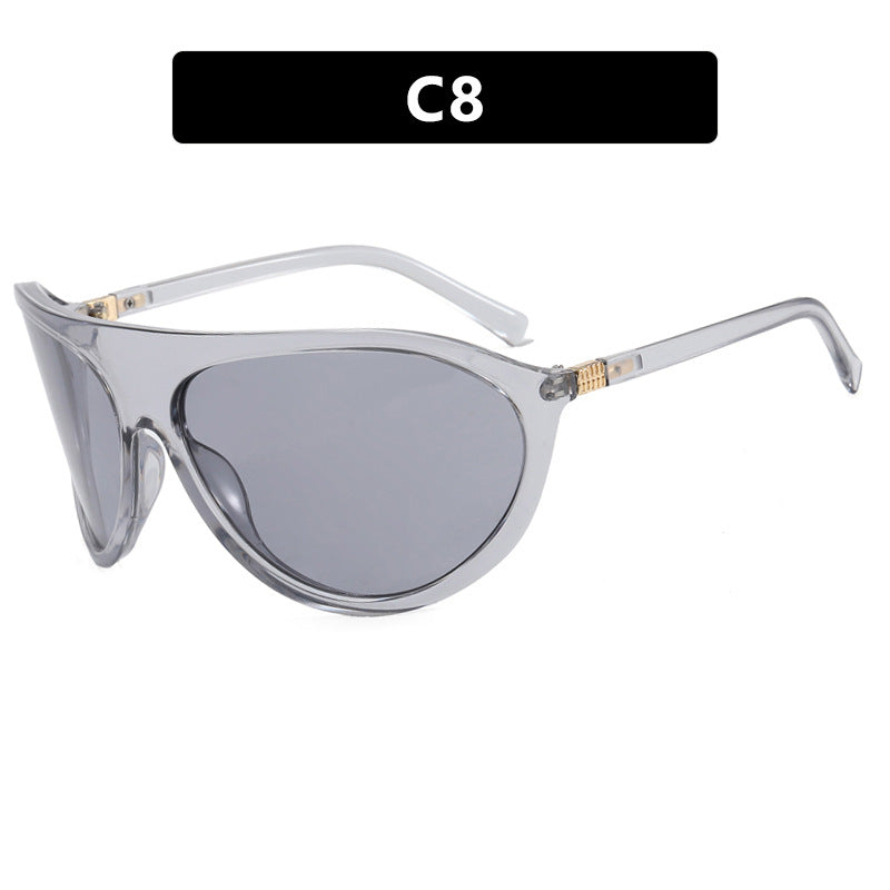 Damen Cat-Eye solbriller med unikt design og beskyttende UV-filter Skanto