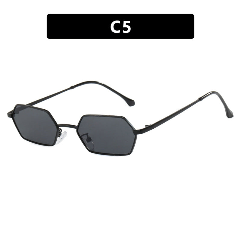 Dame hexagonal solbrille med elegant metallramme og UV-beskyttelse Skanto