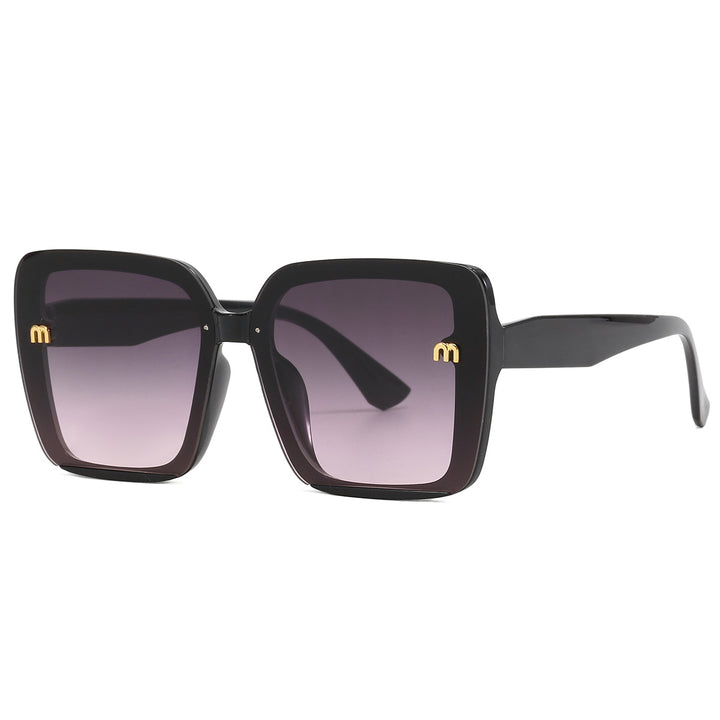 Dame kvadratisk solbrille med elegant ramme Skanto