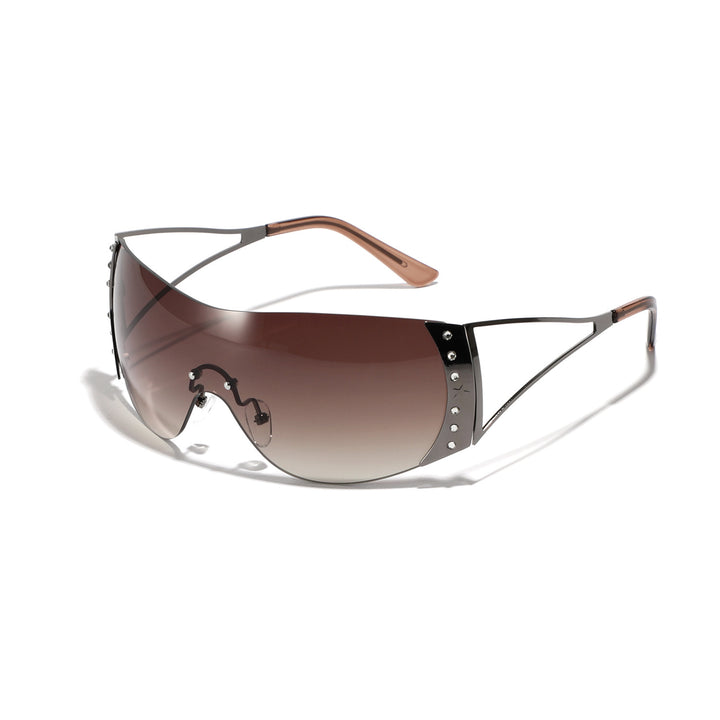 Dame futuristisk solbrille med stilfull ramme og høygradig UV-beskyttelse Skanto