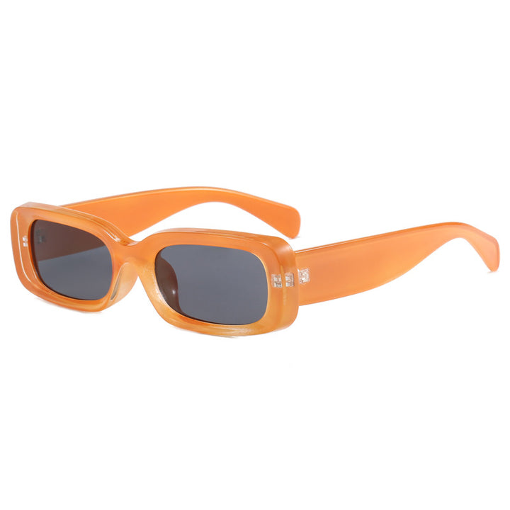 Dame stilig designer solbrille med moderne, rektangulær ramme Skanto