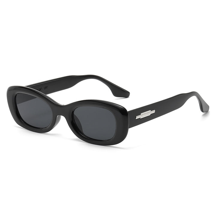 Dame modisk solbrille med oval rammeform og UV-beskyttelse Skanto