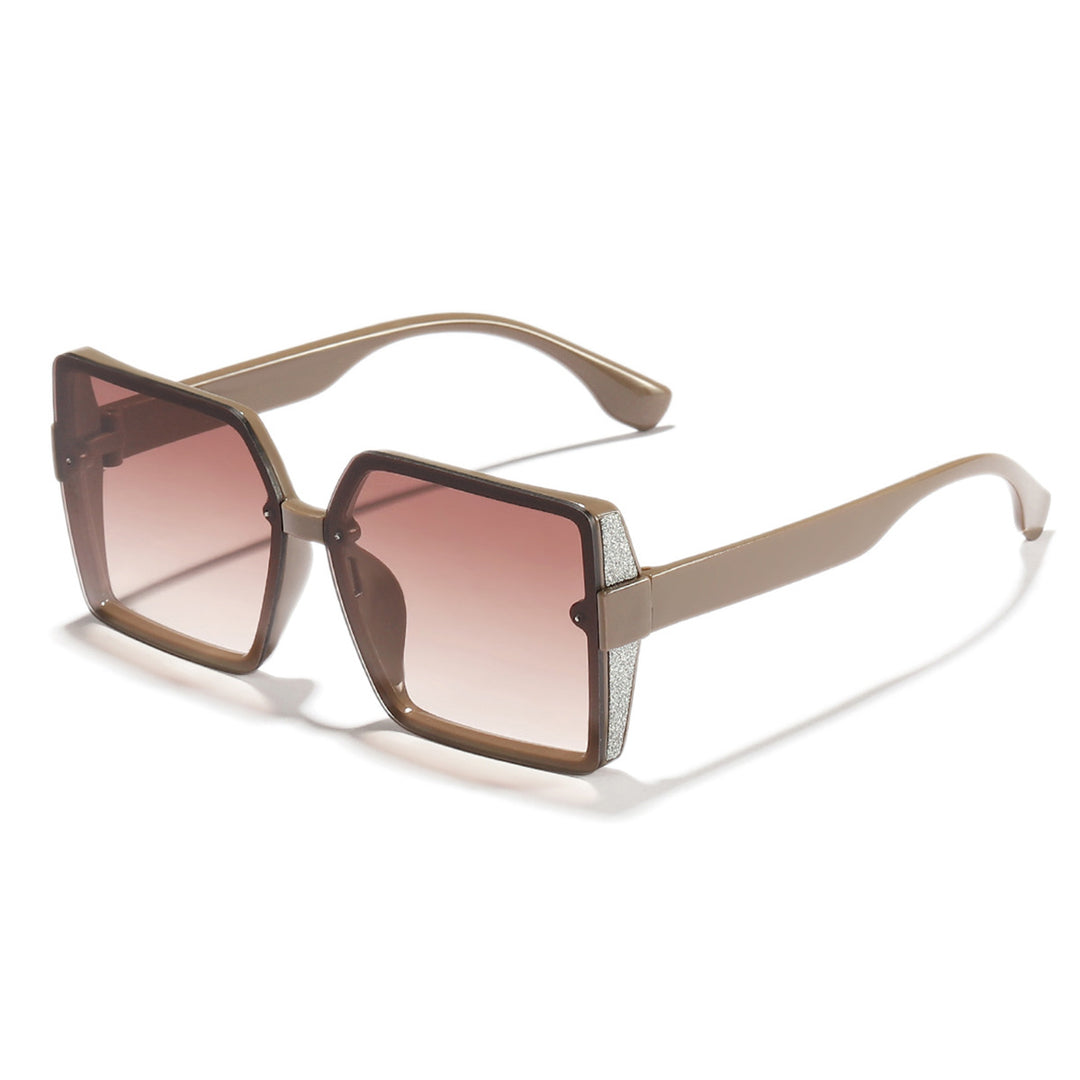 Dame moteriktig solbrille i ekstravagant firkantet design Skanto
