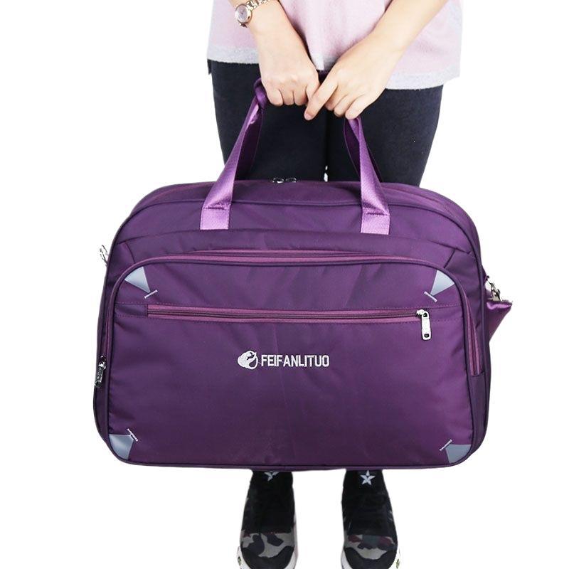Sportbag med allsidig lagringsrom og slitesterkt yttermateriale Skanto
