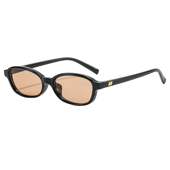 Dame fashionable solbriller i stilren oval design med UV-beskyttelse Skanto