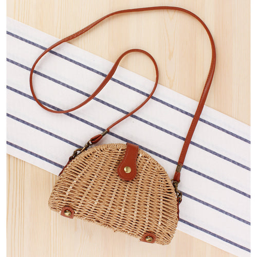 Rattan Skulderveske i Halvmåneformet Design Skanto