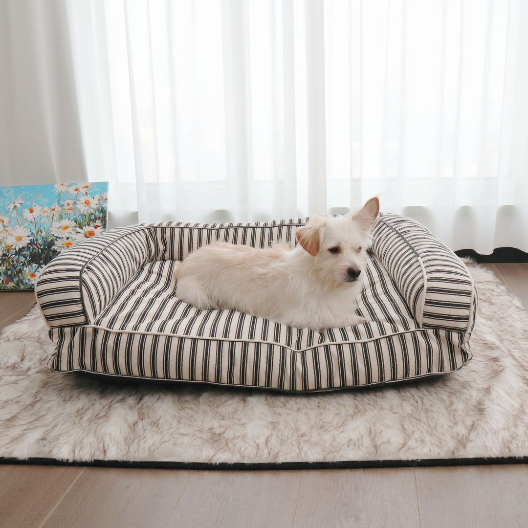 Stripet ortopedisk hundesofa