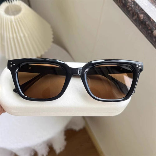Dame oversized solbrille i moderne geometrisk design Skanto