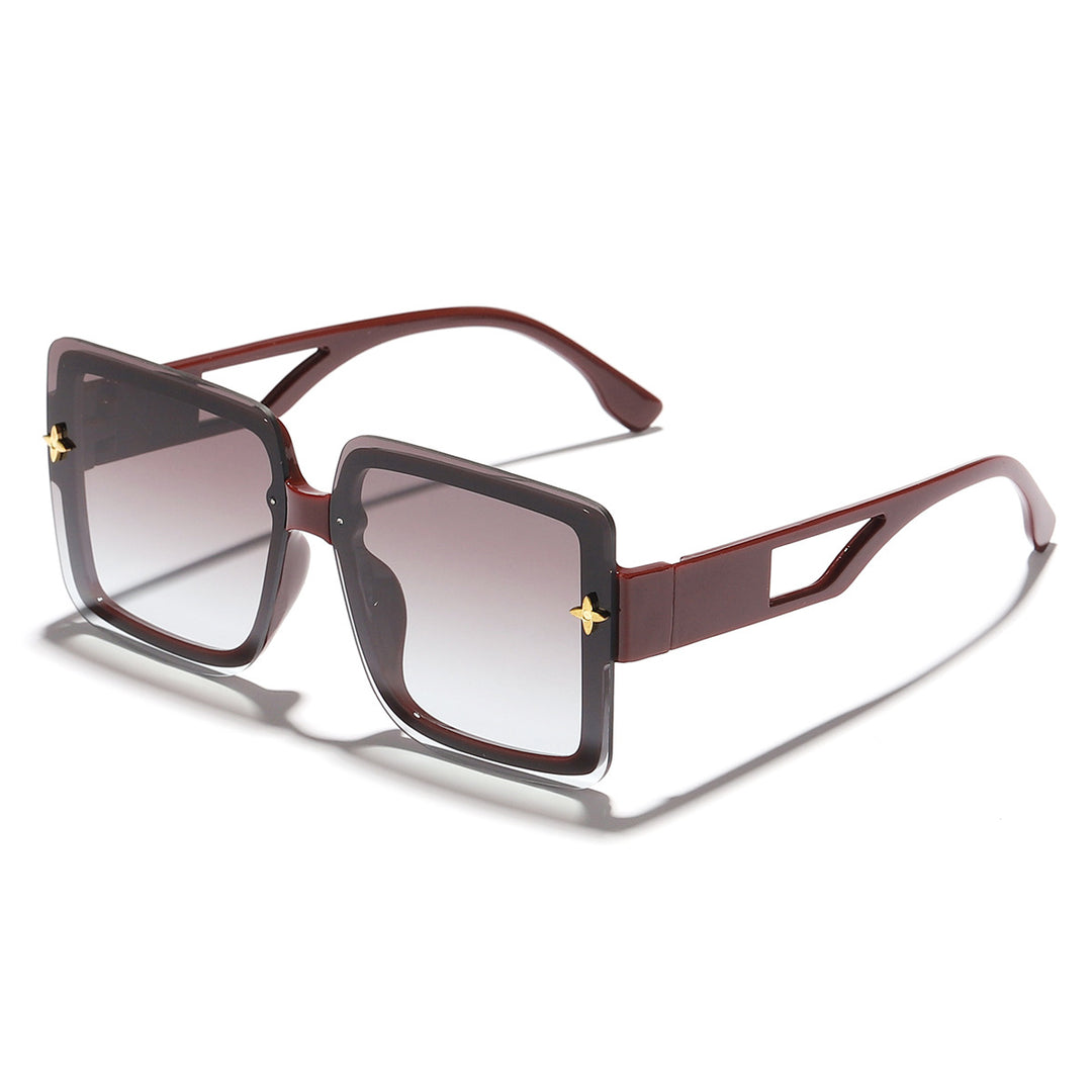 Dame moteriktig kvadratisk solbrille med elegant ramme Skanto