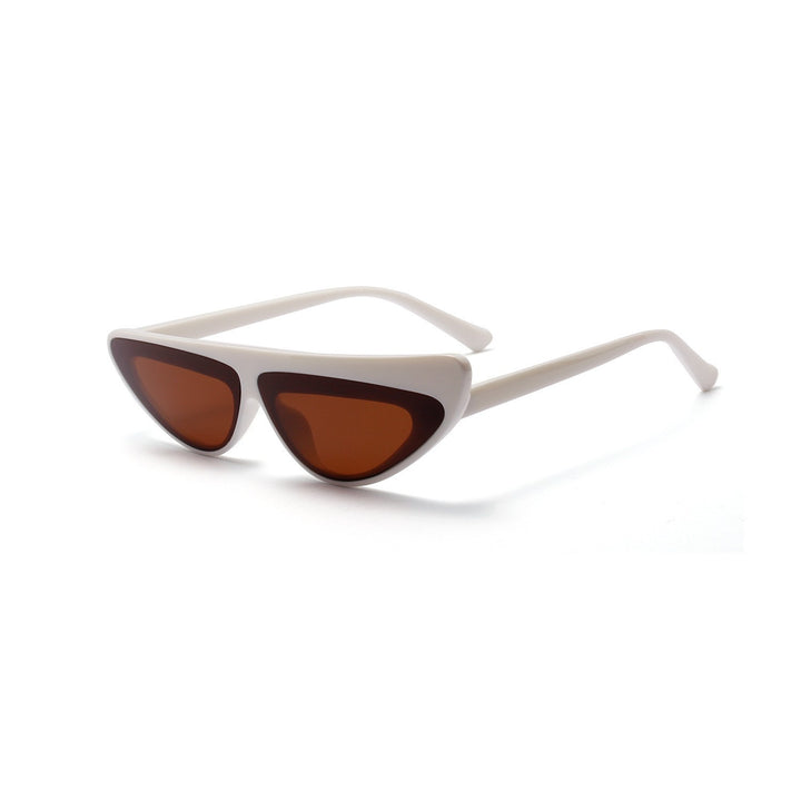 Dame Cat-Eye solbriller med trendy asymmetrisk design Skanto