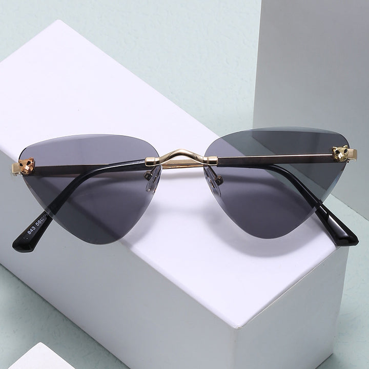 Dame Cat-Eye Solbriller med elegant metallramme Skanto