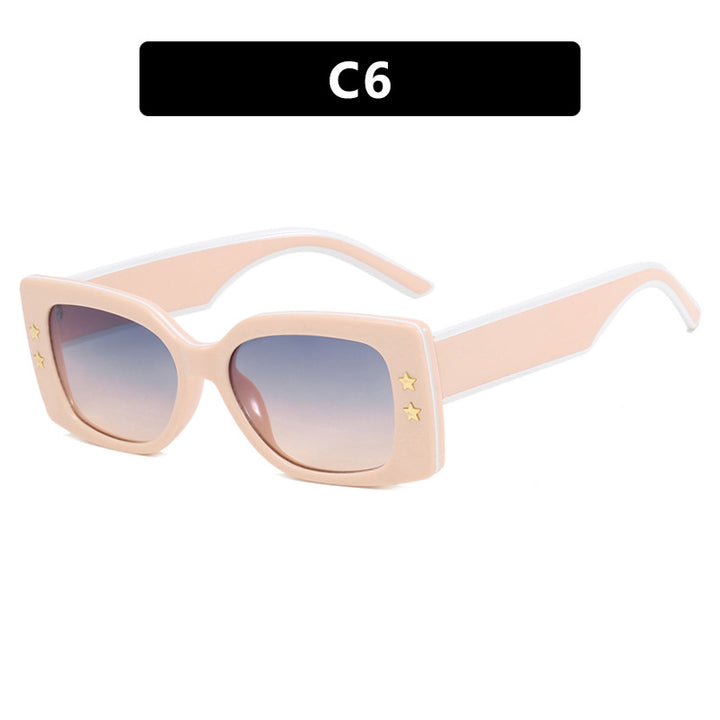 Dame eksklusiv firkantet solbrille med stilige detaljer Skanto