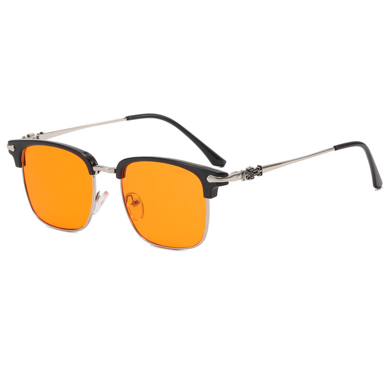 Dame modisk brille i elegant og filigran design Skanto
