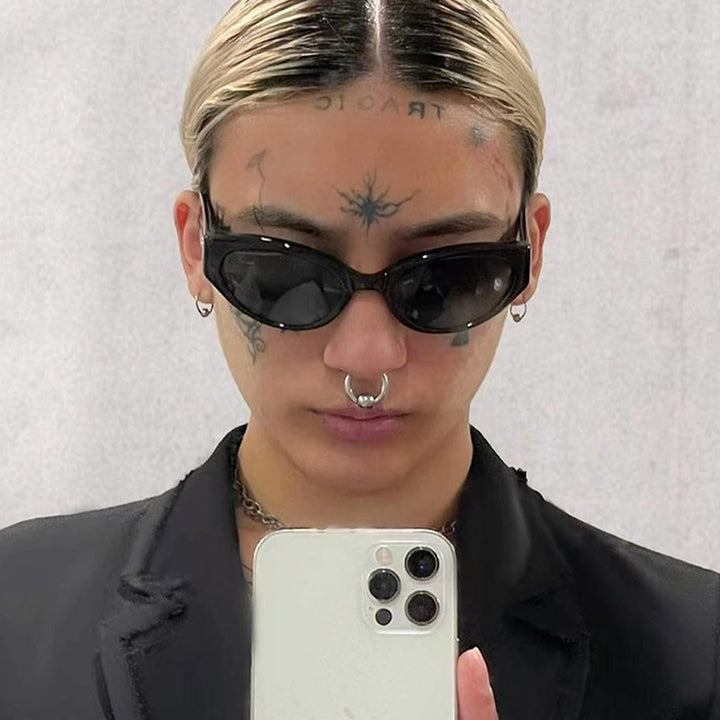 Dame Cat-Eye solbriller med beskyttende UV-filter og trendy design Skanto