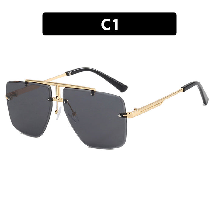 Dame kvadratisk solbrille i stilfull minimalistisk design Skanto