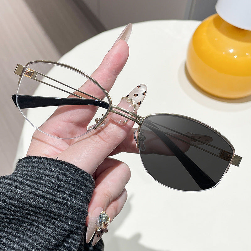 Dame stilige briller med moderne metallramme Skanto