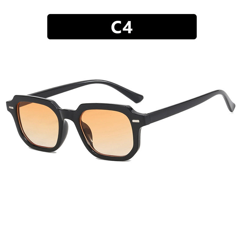 Dame kvadratisk solbrille med stilfull rammestruktur og UV-beskyttelse Skanto