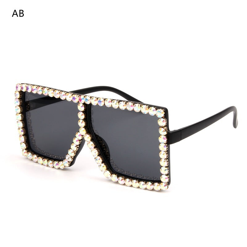 Damer oversized solbrille med glitrende krystallramme Skanto