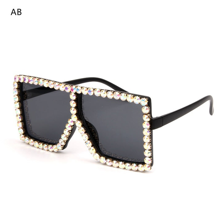 Damer oversized solbrille med glitrende krystallramme Skanto