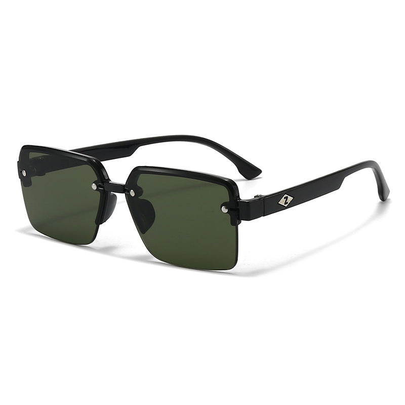 Dame moteriktig kvadratisk solbrille med polariserende glass Skanto