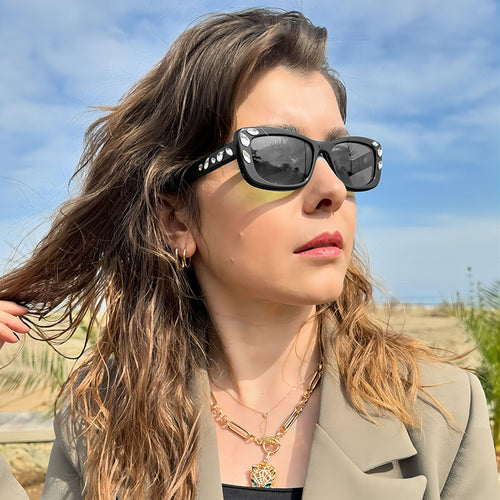 Dame moteriktig solbrille med krystallpynt Skanto