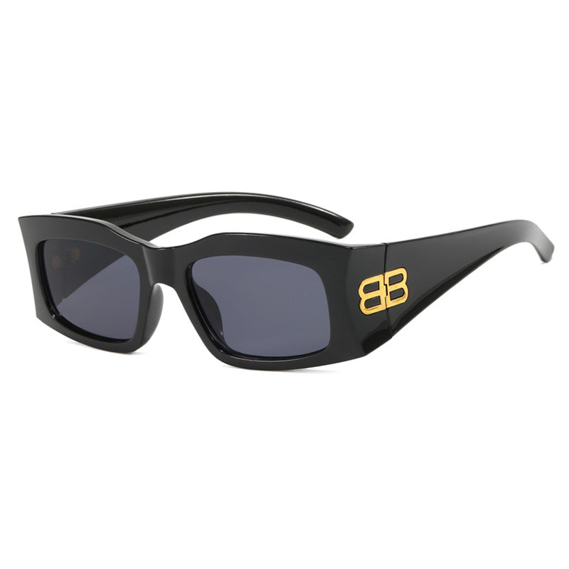 Damer moterik solbrille med kantet ramme og polariserte glass Skanto