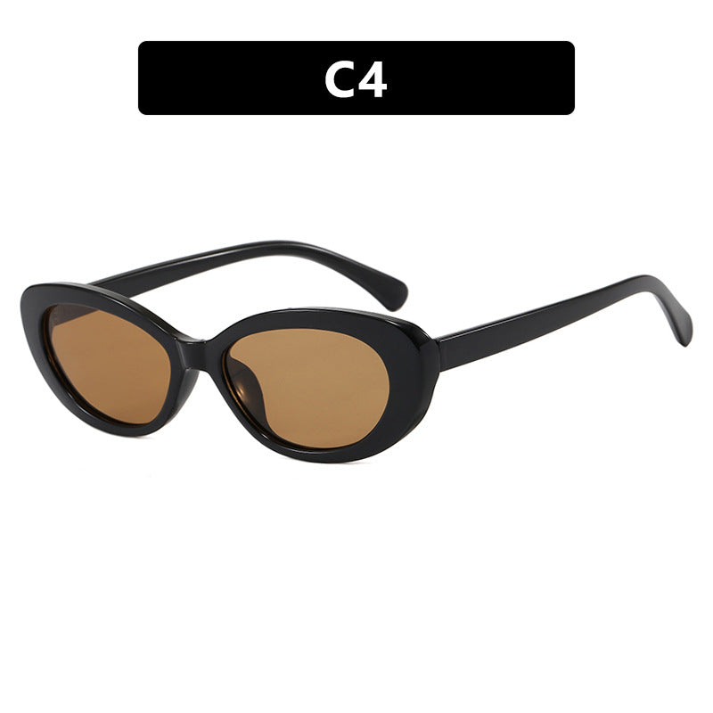 Dame moter Cat-Eye solbriller med UV-beskyttelse og elegant ramme Skanto