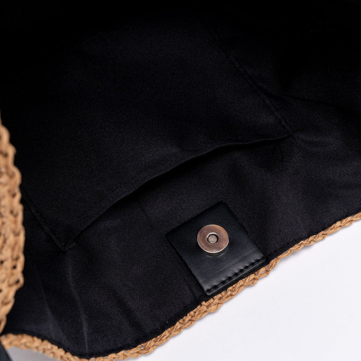 Praktisk Makramee skulderveske med elegante lærdetaljer Skanto