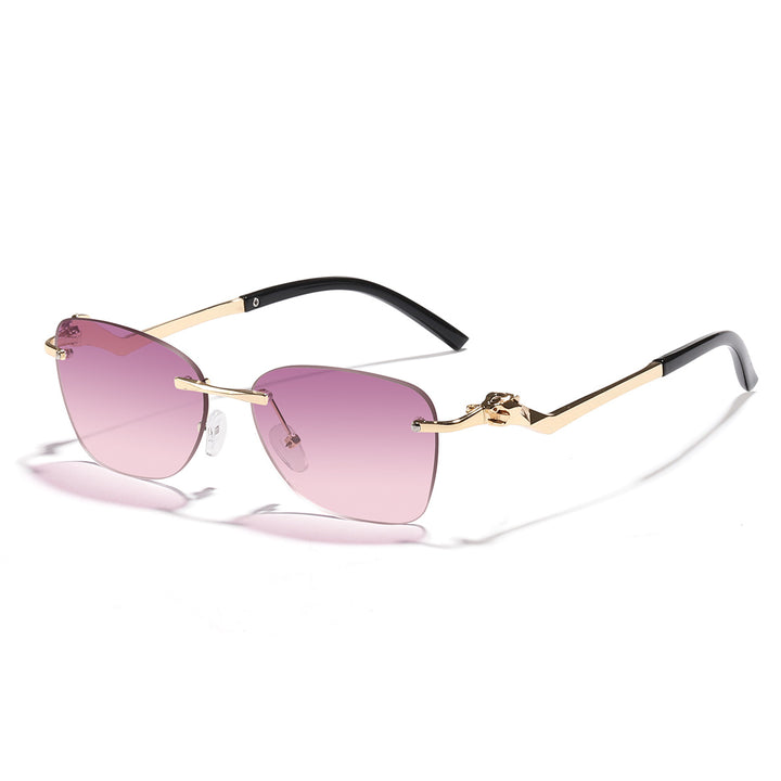 Dame moteriktig solbrille med stilige geometriske akenter Skanto