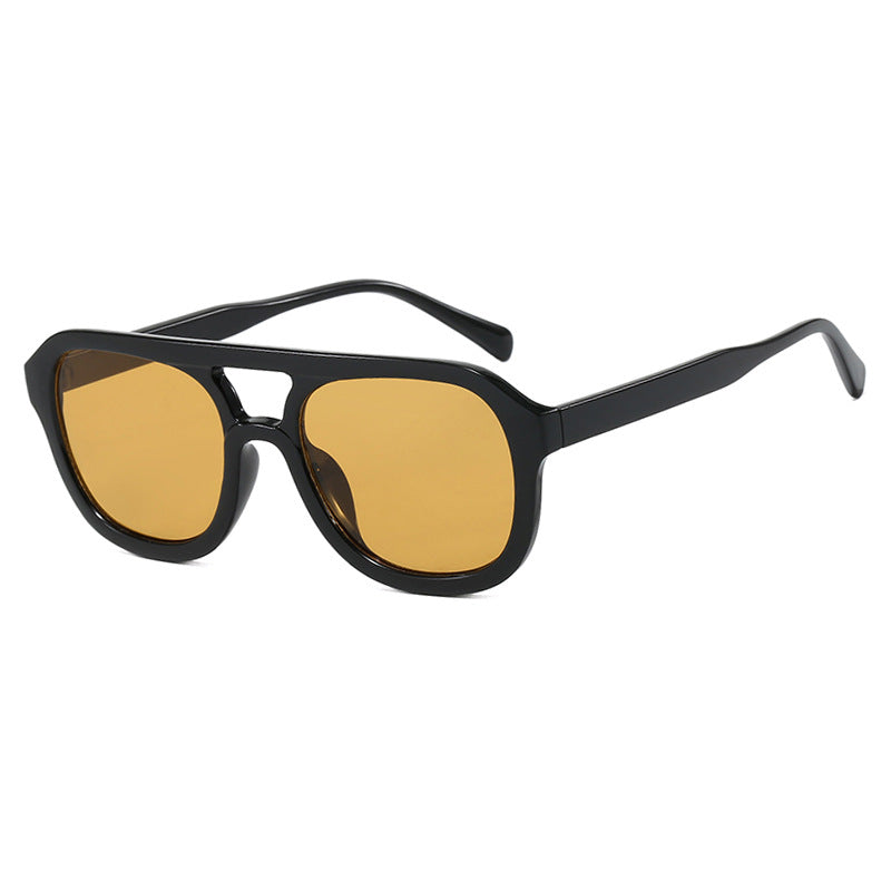 Dame modisch sport solbrille med bred, fleksibel ramme Skanto
