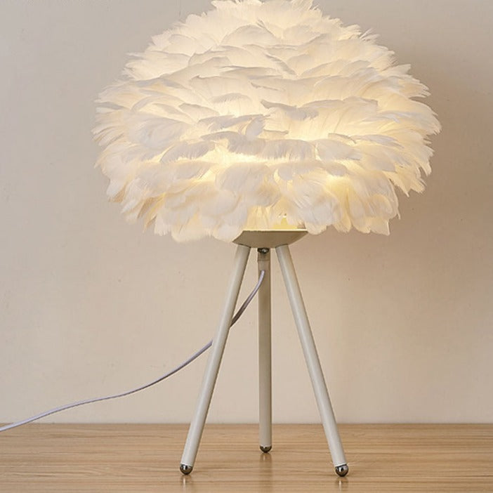 Skanto | Fjær Bordlampe
