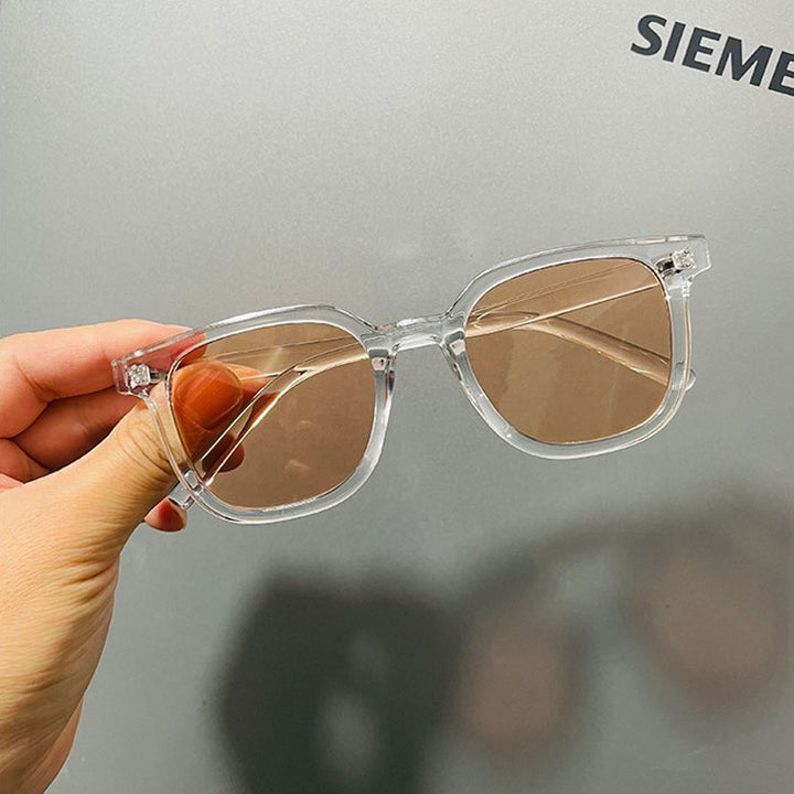 Damer Cat-Eye solbriller med moderne ramme og UV-beskyttelse Skanto