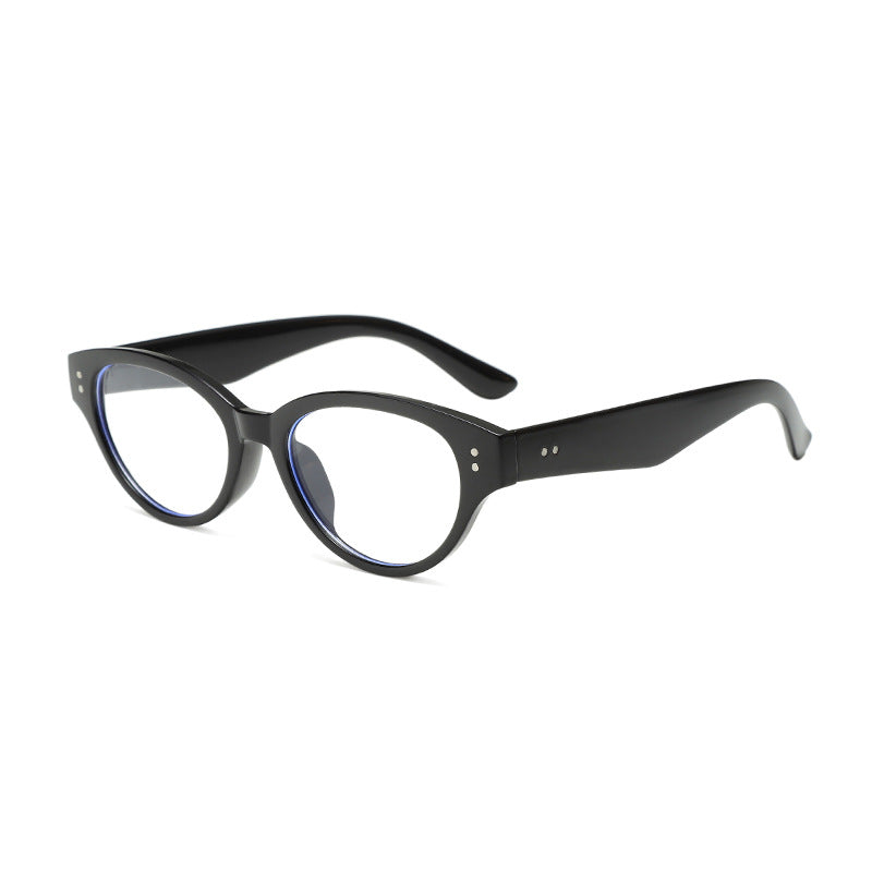Dame Cat-Eye solbriller med elegant plastisk ramme og UV-beskyttelse Skanto