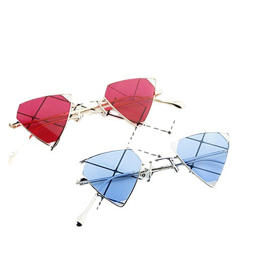 Dame geometrisk solbrille med elegant metallramme Skanto