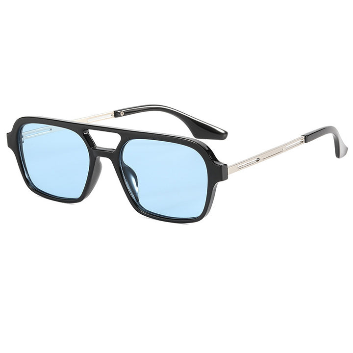 Dame designer solbriller med elegant transparent ramme og gule glass Skanto