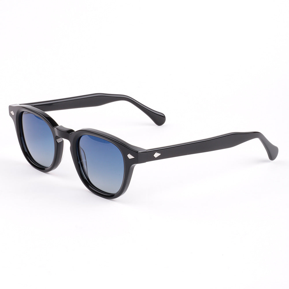 Dame moteriktig solbrille med unikt design og høy UV-beskyttelse Skanto