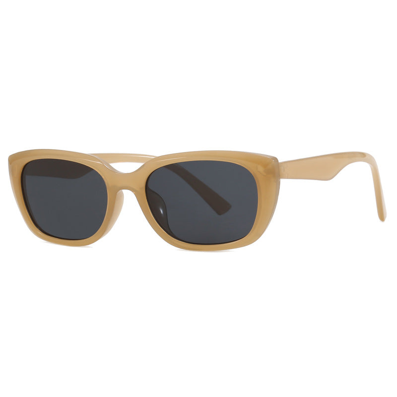 Dame trendy cat-eye solbriller i minimalistisk design skanto