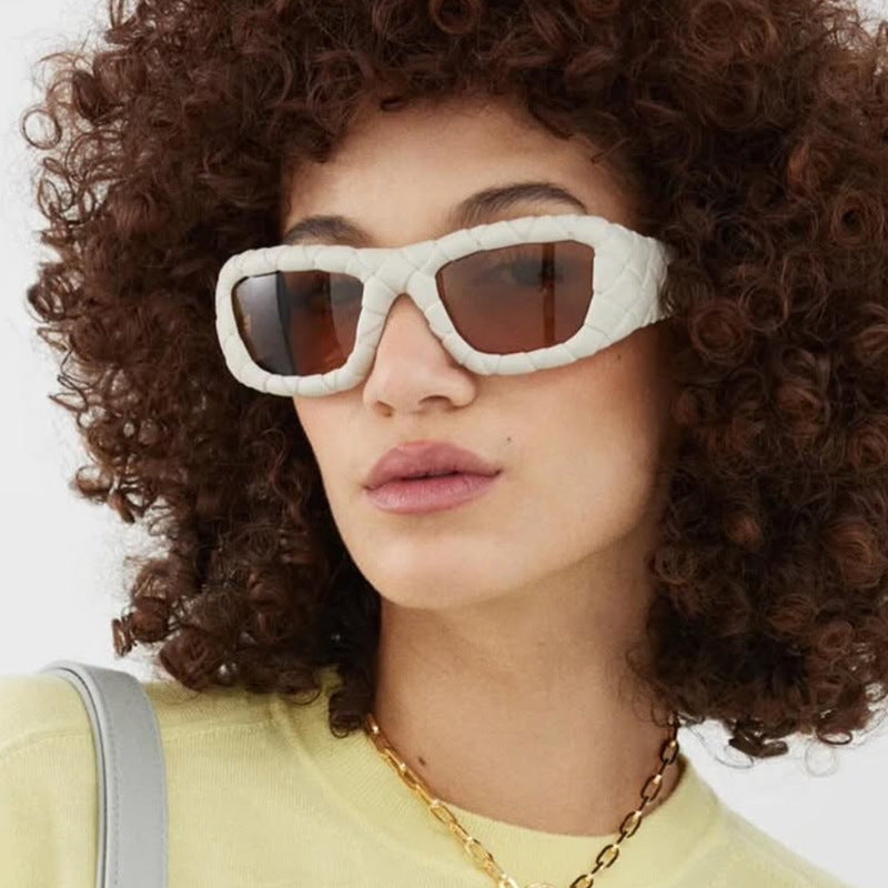 Dame ekstravagant solbrille med strukturert ramme Skanto