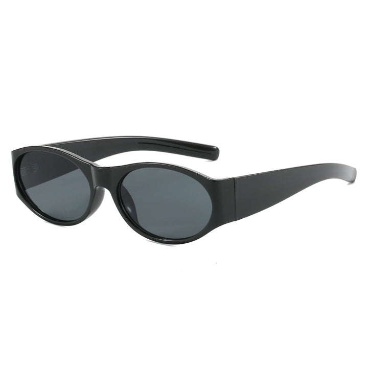 Dame motesolbrille med elegant, oval design og UV-beskyttelse Skanto