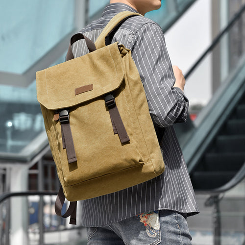 Ryggsekk med praktisk klafflokk og robust materiale Skanto