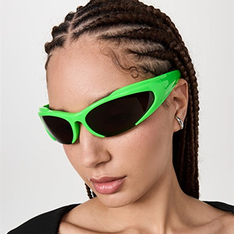 Dame Sporty UV-beskyttende solbrille med aerodynamisk design Skanto