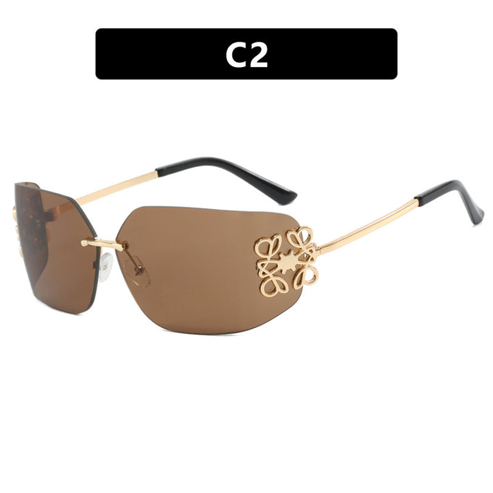 Damer ekstravagant utformet solbrille med elegante dekorasjoner Skanto