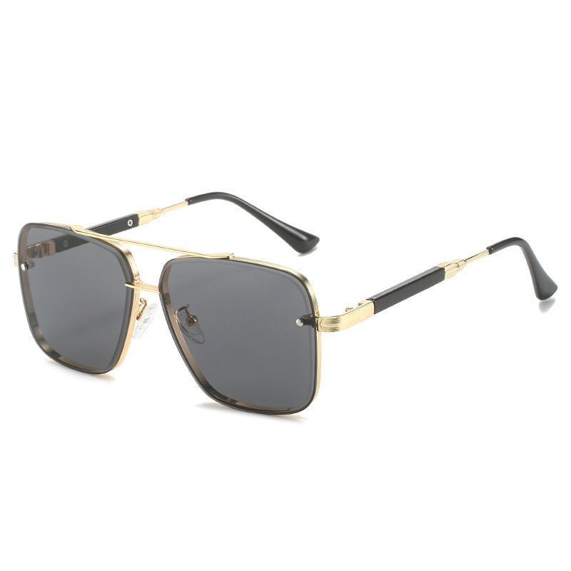 Dame Geometriske Oversized-solbriller med filigran metallramme Skanto