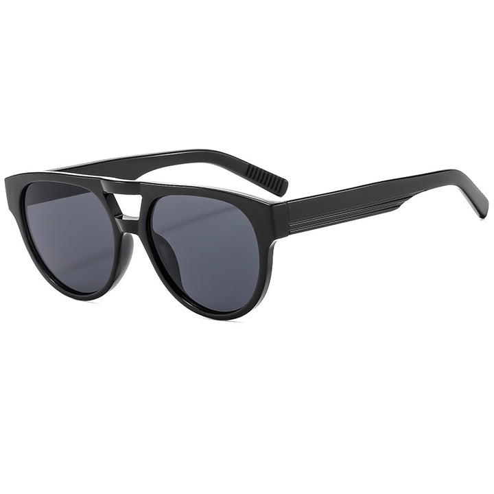 Dame cat-eye solbrille med elegant, robust ramme og UV-beskyttelse Skanto